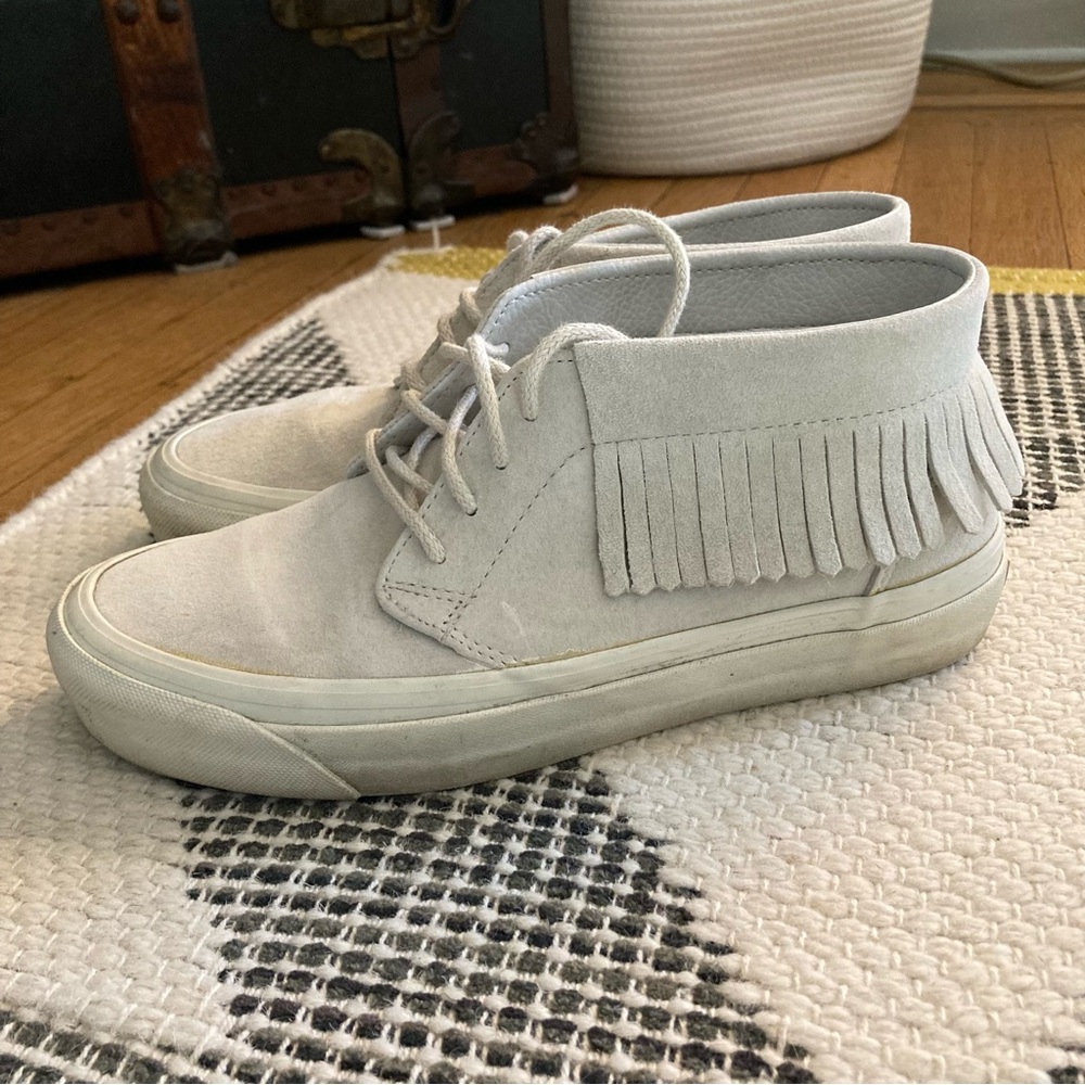 Vans Suede Fringe Chukka Moc DX Sneaker